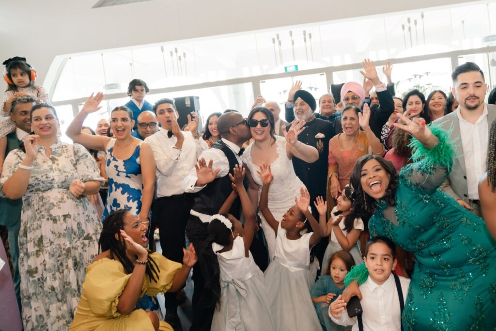 How to Blend Family Traditions and Modern Style