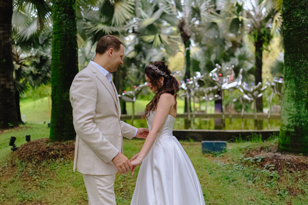 Russian Couple Alina & Slava for their Destination Wedding in Singapore ~ Gardens by the Bay Pre-Wedding Photo Shooting